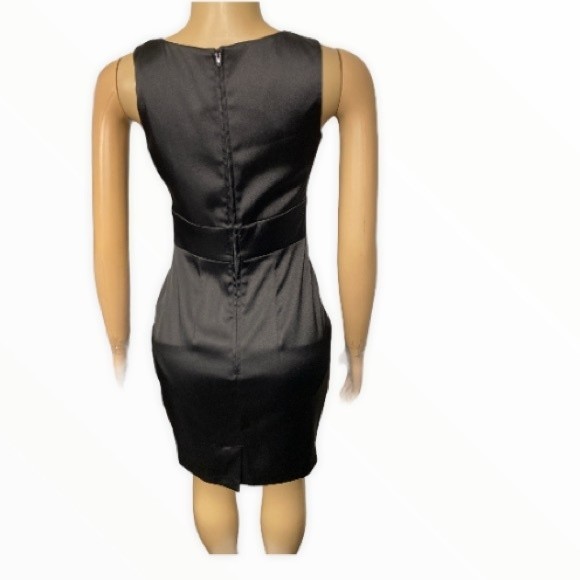 B.Wear Dress Satin stealth black pleated rose detail size 3 - Picture 5 of 13